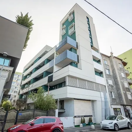 17 - New Building & Parking * Bucarest