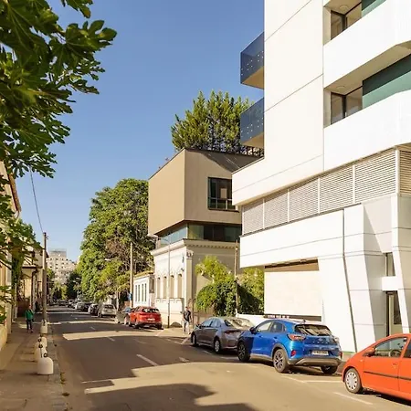 Appartement 17 - New Building & Parking Boekarest