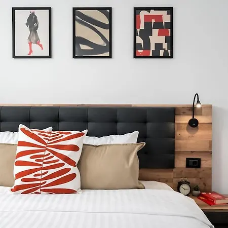 Διαμέρισμα 17 - New Building & Parking *