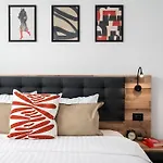 Apartment 17 - New Building & Parking *