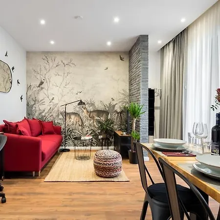 Apartment 17 - New Building & Parking *